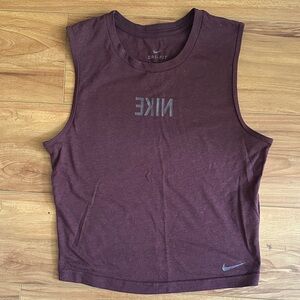 Nike Women's Burgundy Muscle Tee Size XS